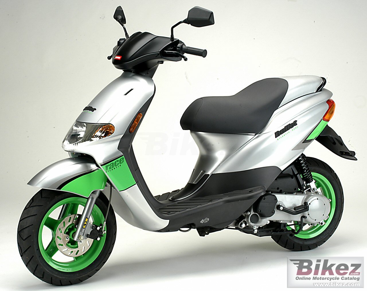 Big Derbi atlantis bullet picture and wallpaper from Bikez.com